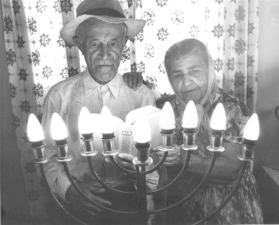 10 Beautiful Historical Hanukkah Photos